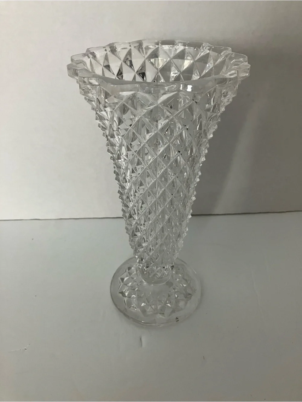 Indiana Glass Clear Diamond-Pattern Pressed Glass Vase